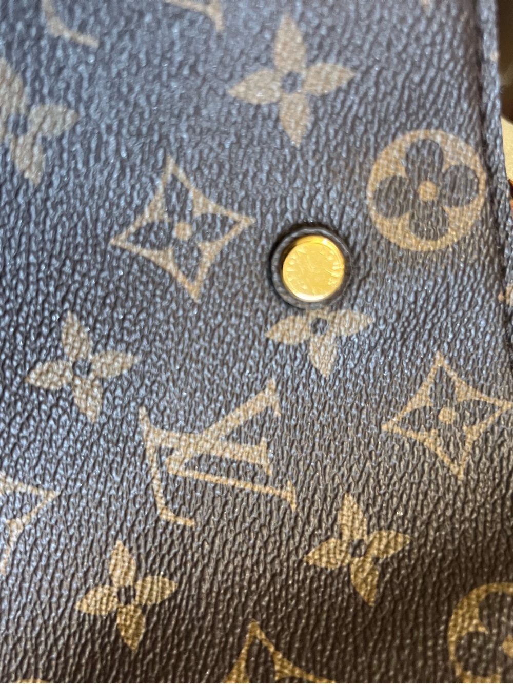 LV Montaigne GM Monogram + Dust Bag+ Authentic certificate+Receipt - Picture 14 of 15